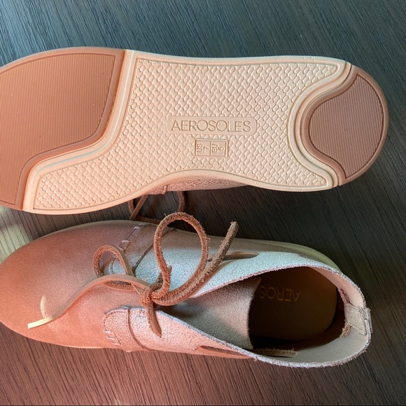 SOLD 🔴Aerosoles | Sing Song Taupe Genuine Suede … - Picture 8 of 11